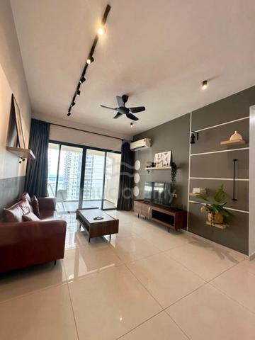 Bay Point @ Country Garden Danga Bay 1