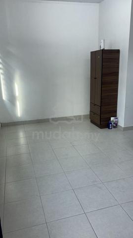 Bilik untuk disewa/room for rent 3