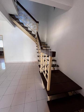 RENO Double Storey Taman Desaria Nilai 3 Nilai impian USIM 5