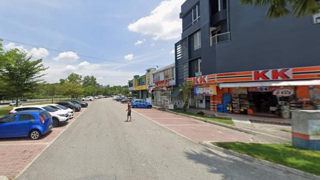 Ground floor Shop Lot face Main road @ Lestari Perdana, Seri Kembangan 1