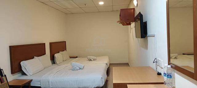 2 adjoining shop budget hotel for rent @Kampung Lapan Melaka town 1