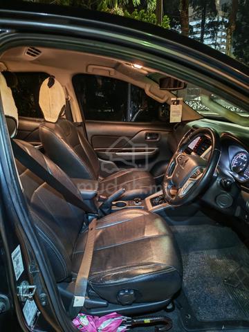 2019 Mitsubishi TRITON 2.4 VGT A/T MY2016 (A) - 4