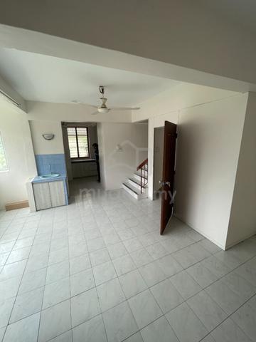 Taman Tunas Muda 2 Storey Town House - GROUND FLOOR - CHEAPEST 1