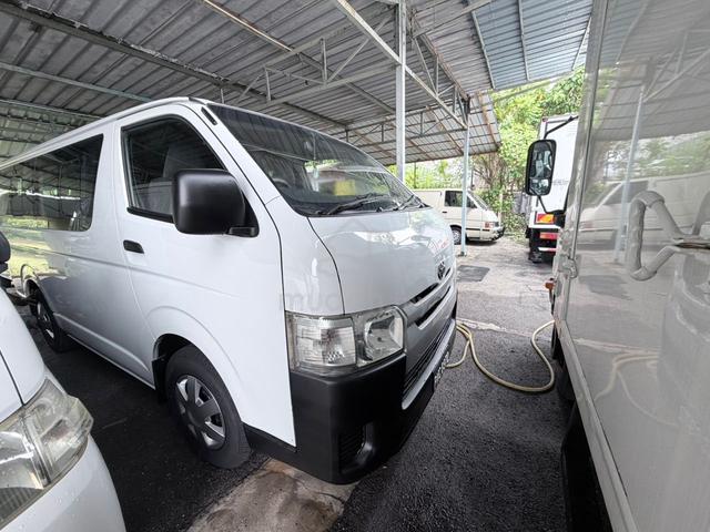 Toyota HIACE 2.5D Window Van 2015/2015 - 2