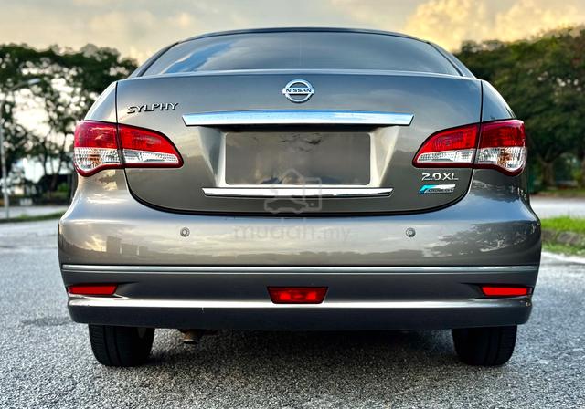 2015 Nissan SYLPHY 2.0 PREMIUM IMPUL ENHANCED (A) - 4