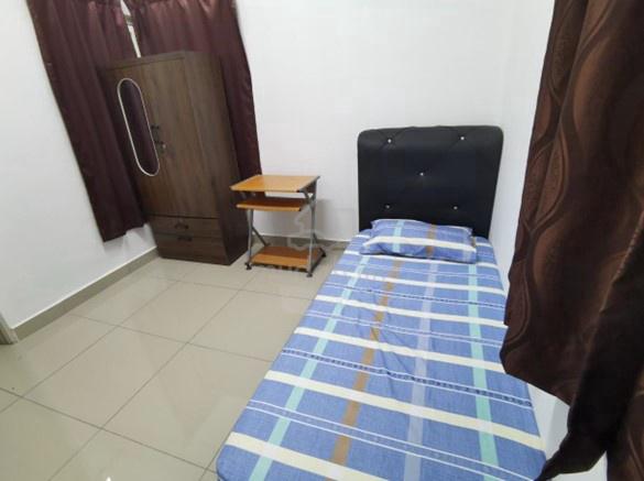 Small Room Cyberjaya For Rent 1