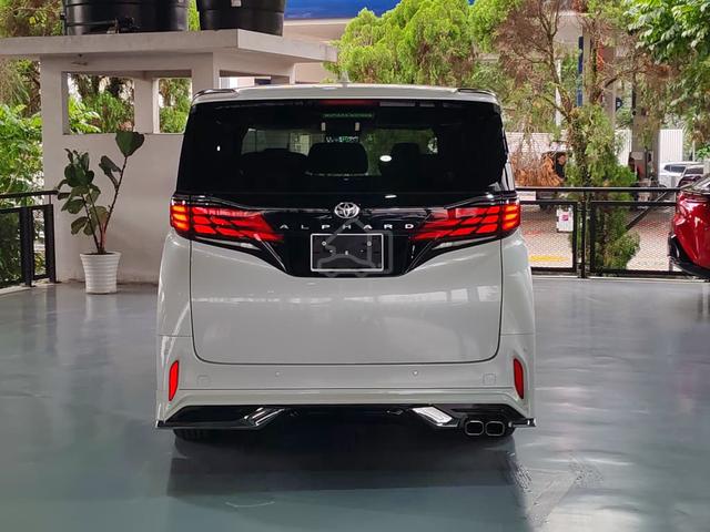 2025 Toyota ALPHARD 2.5 Z SROF 4CAM 5A 10K KM - 4