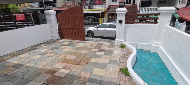 Spacious 20x65 2-Storey Terrace, Freehold, Near AEON Rawang 1