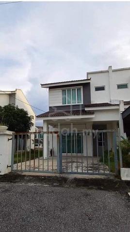 Semi D Double Storey for rent