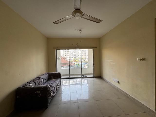 Bilik Tengah & Bilik Ketiga untuk Disewa – Suriamas Condominium 1