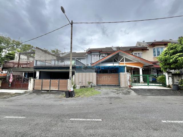 2sty Jalan mahagoni tamu hill park Batang Kali freehold boleh fulloan 1