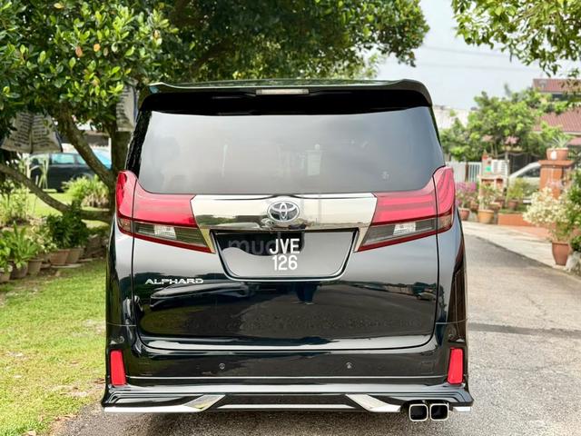 ON THE ROAD 2017 Toyota ALPHARD 2.5 (A) - 5