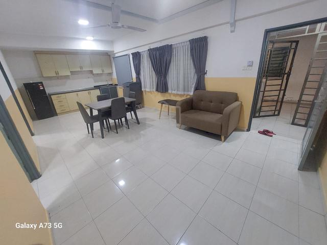 The Embassy (Bangunan Duta Impian) 1