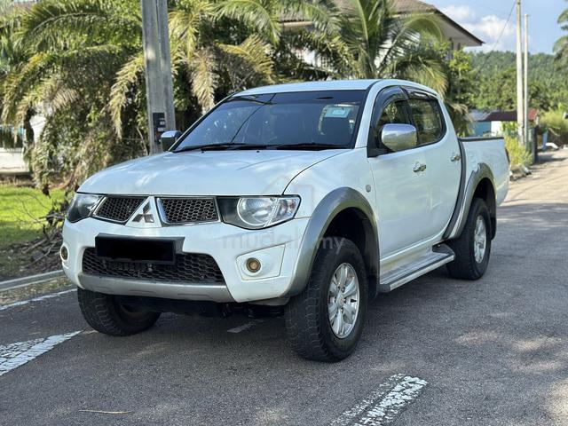 2011 Mitsubishi TRITON 2.5CC FACELIFT (M) - 2