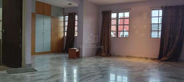 5+1 Bedroom Terrace House for Rent β Walking Distance to SS18 LRT 1