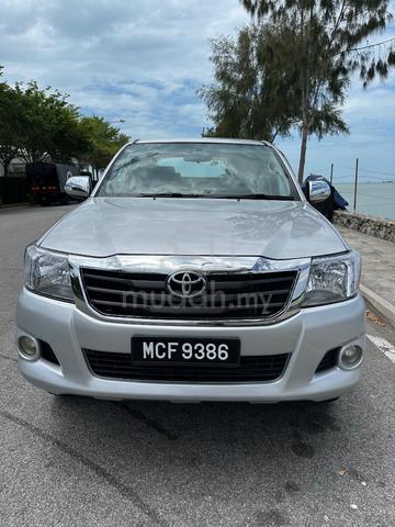 2012 Toyota HILUX 2.5 G VNT FACELIFT (A) - 2