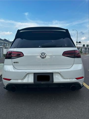 2017 Volkswagen GOLF 2.0 GTI MK7.5 (A) - 4