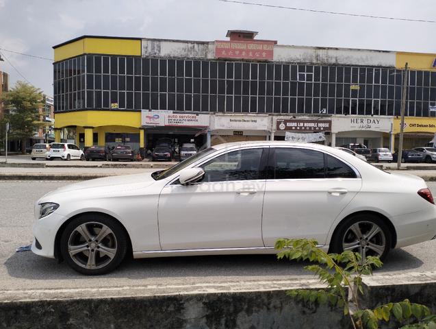 Mercedes Benz E200 Avantgarde - 4