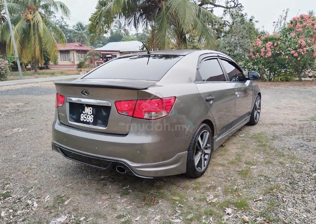 2010 Kia FORTE 1.6 SX (A) - 2