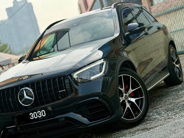 2021 Mercedes Benz GLC300 2.0 AMG ONLY 35K KM - 2