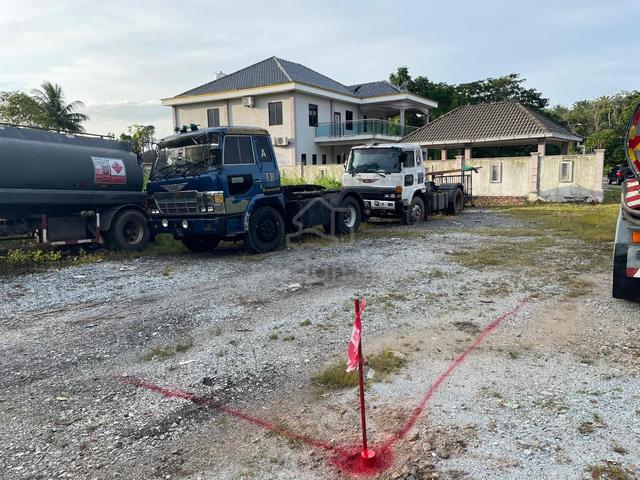 Banglo Lot Tepi Jalan, Kampung Sri Parit, Lukut, Port Dickson 1