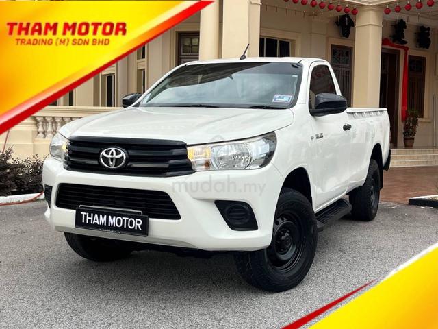 2017 Toyota HILUX 2.4 MT SINGLECAB 4X4 FULL LOAN - 1