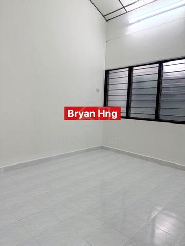 Single Store Terrace House At Persiaran Mahsuri Bayan Baru Renovated 5