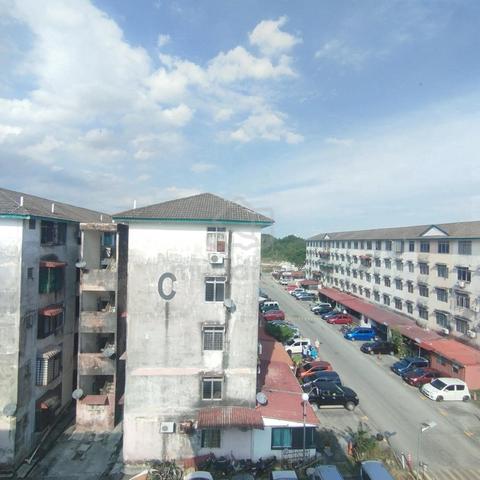 Good Investment Apartment Siantan, Putra Perdana, Puchong For Sale 1