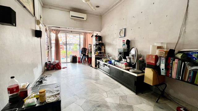 Landed Single Storey walking distance to LRT Station Puchong Perdana 1