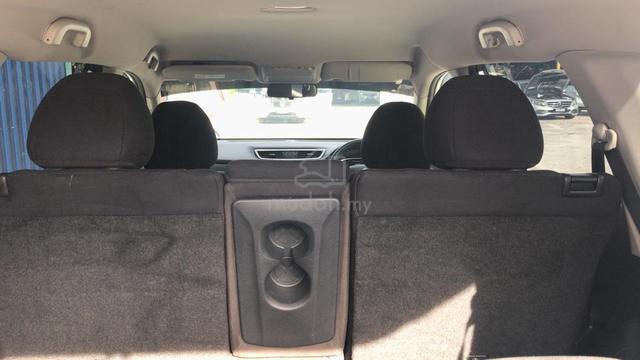 2018 Nissan X-TRAIL 2.0  (loan kedai) - 3