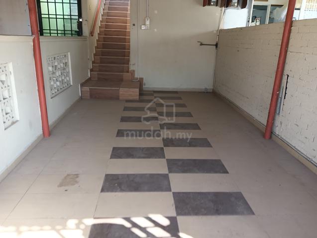 Townhouse di Bkt Katil untuk dijual 1