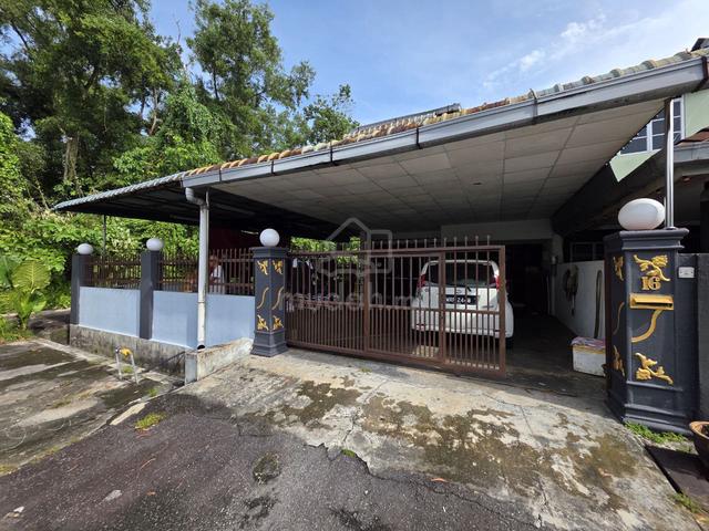 Teres Dua Tingkat di Taiping dengan 5 bilik tidur untuk dijual 1