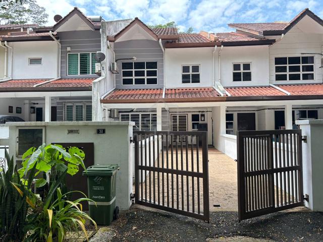 Bangsar 3-Storey House 22x70 5R4B Taman Pantai Prima KL 1