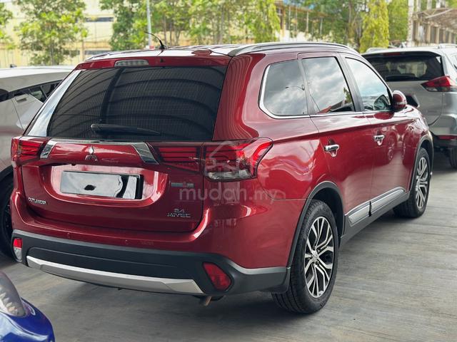 2016 Mitsubishi OUTLANDER 2.4 (A) - 4