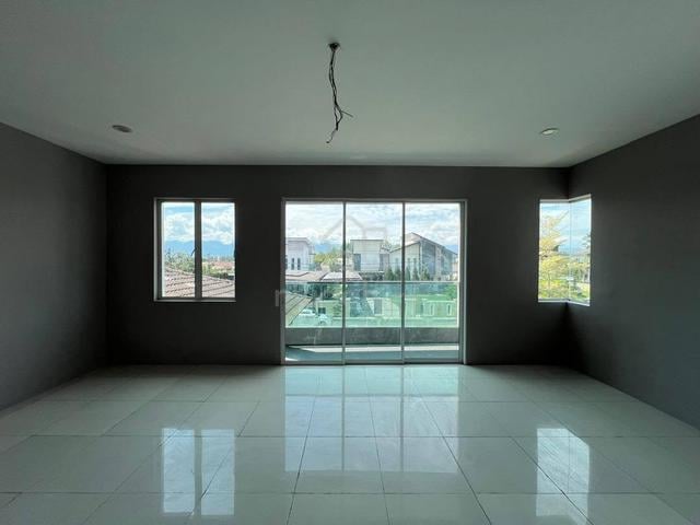 Bungalow Unit 1