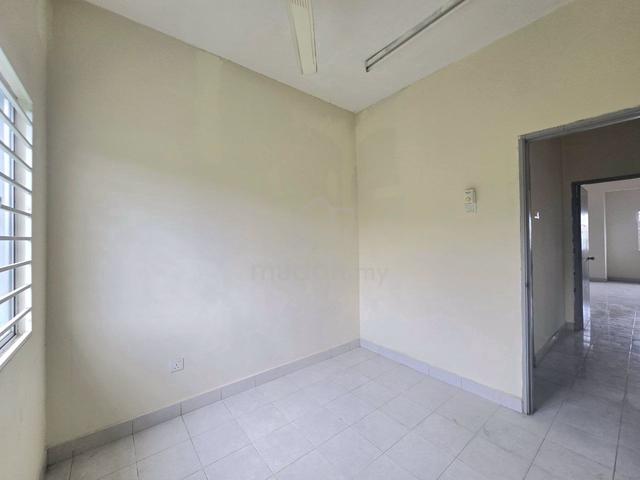 2 Storey Terrace  Kemuning Greenhills 3 Bukit Rimau, Seksyen 32 3