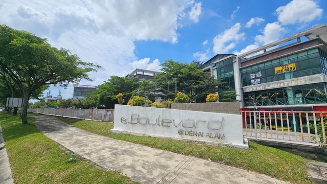 2sty, E Boulevard, Denai Alam, Elmina, Bukit Jelutong [FREEHOLD] 1