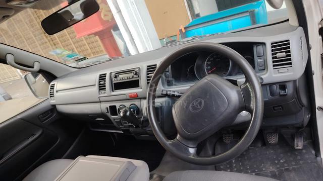 2007 Toyota HIACE 2.7 petrol (M) full service rec - 4