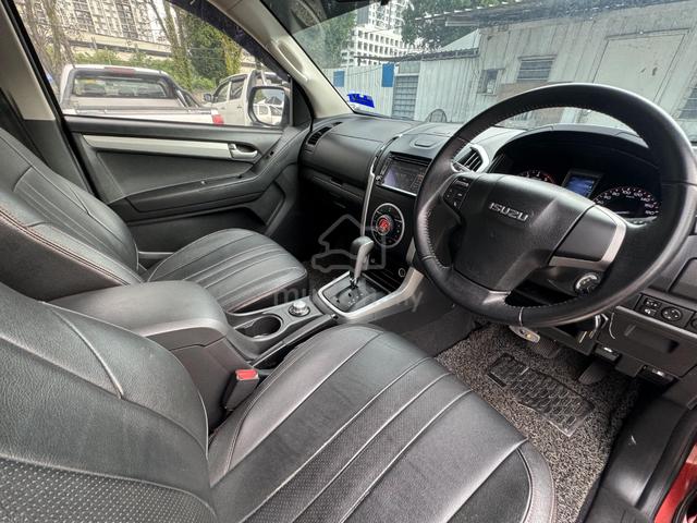 2015 Isuzu D-MAX 3.0 (A) Dmax Tayar Baru Full Loan - 5