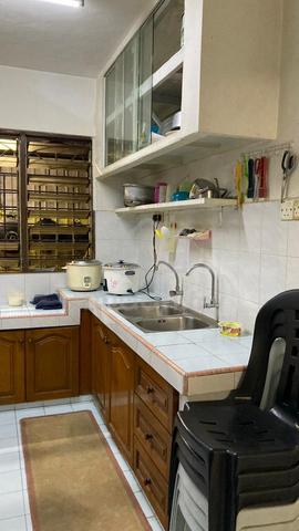 Single storey Jalan kenaga Dengkil jaya Selangor 1