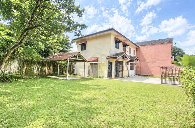 3,500 sqft CORNER LOT 2 Storey Taman Cheras Jaya, Balakong 1