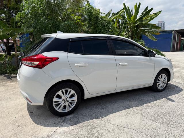 2019 Toyota YARIS 1.5 J (A) LikENeW HatcHBaCK - 5