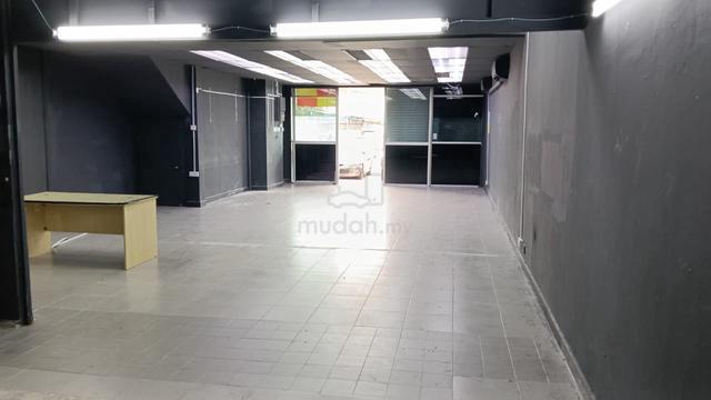 Petaling Utama PJS1 Ground floor Shop Ready Move in 1