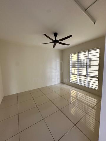 PV20 Setapak | Largest Unit | Corner Unit | Freshly Painted | Student 1