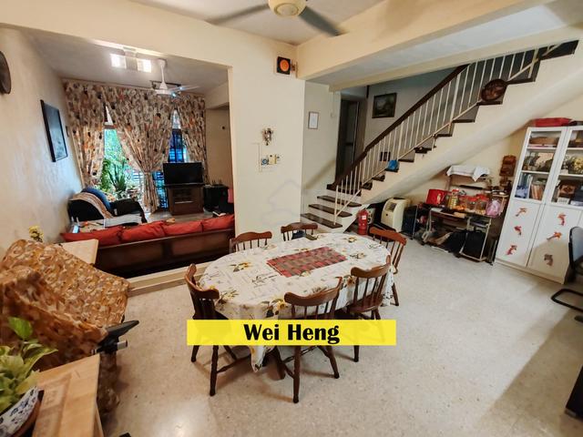 2 storey terrace reno unit 2000sf build up in bayan baru for sell 1