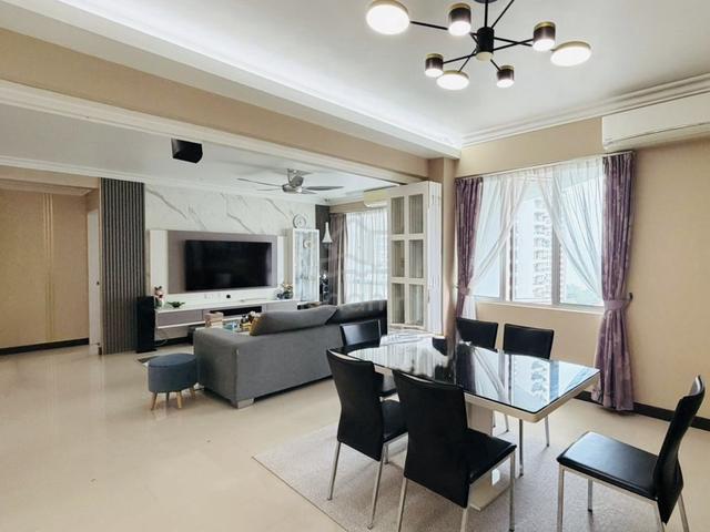 The Straits Regency 1