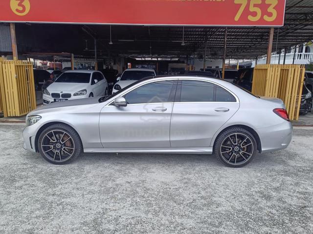 2019 Mercedes Benz C300 2.0 AMG (LOAN KEDAI/BANK) - 4