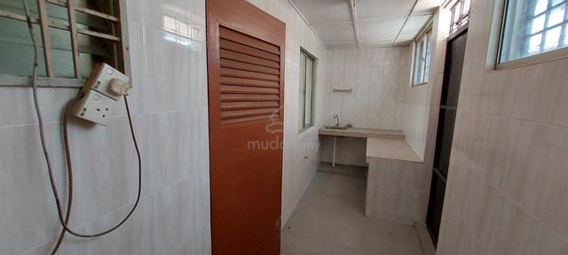 [BELOW MARKET] Freehold 2-Storey @ Taman Kemacahaya, Cheras 1