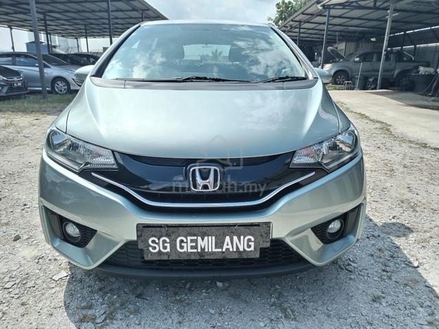 2017 Honda JAZZ 1.5 V =62,000km Japaness owner - 3
