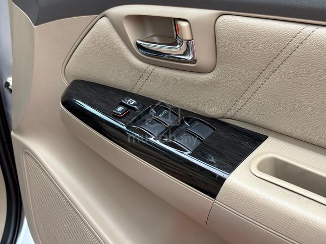 2013 Toyota FORTUNER 2.7 V F.L (A) FREE 1YR WRTY ! - 5